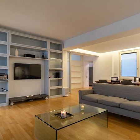 Attic With Terrace And Jacuzzi - Luxury Apartment Rome Exterior photo